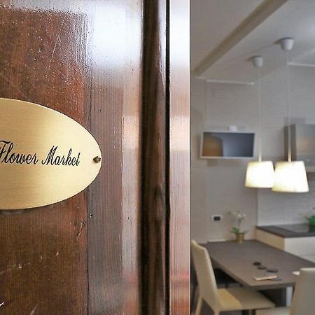 The Flower Market Apartment Roma Quarto foto